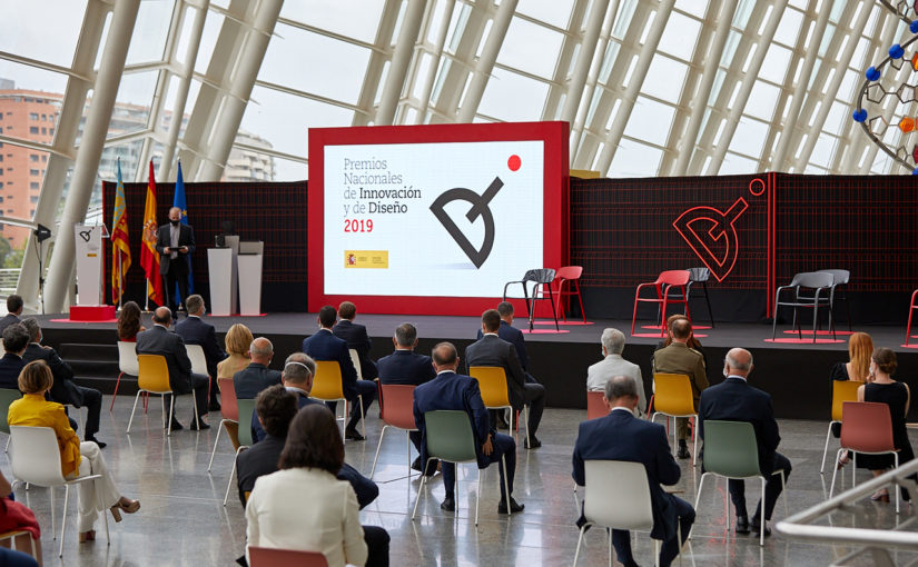 RICARDO ALCAIDE FIRMA LA ESCENOGRAFÍA DE LOS PREMIOS NACIONALES DE INNOVACIÓN Y DISEÑO 2019