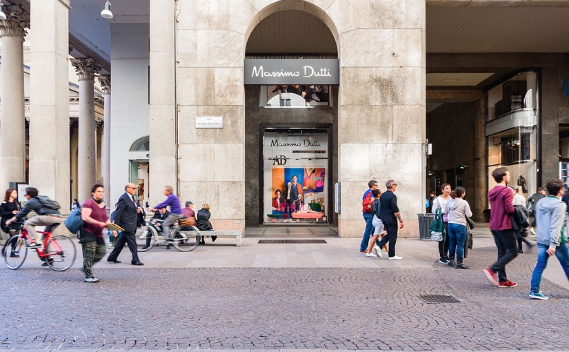 «MASQUESPACIO» EN UN ESCAPARATE EN MILÁN