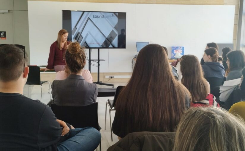 ACADEMIA CDICV · TALLER CON MATERIALES CALABUIG EN EASD VALÈNCIA