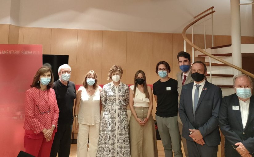REUNIÓN ENTRE EL DISEÑO INTERIOR Y EL GRUPO PARLAMENTARIO SOCIALISTA