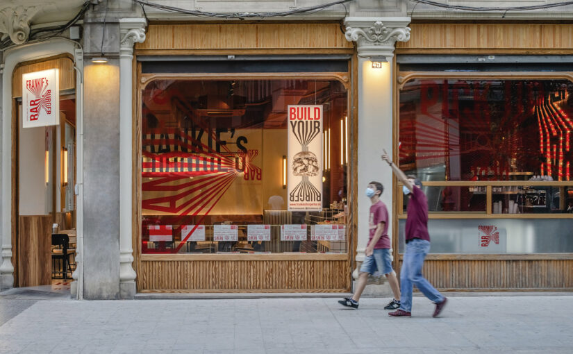 TYPE DIRECTORS CLUB PREMIA EL PROYECTO DE CREATIAS PARA FRANKIE’S BURGER BAR