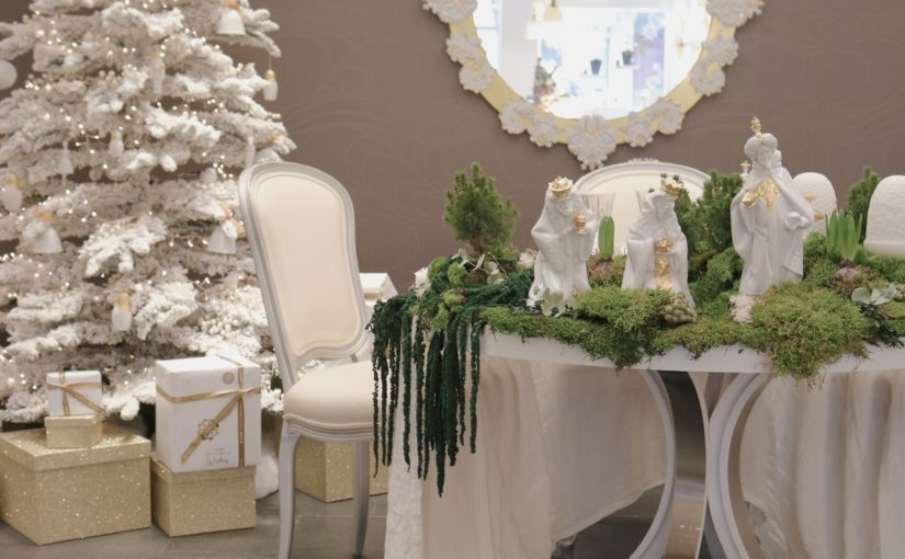 SINMAS ESTUDIO PRESENTA LA DECORACIÓN NAVIDEÑA DE LA CÉNTRICA BOUTIQUE LLADRÓ EN VALENCIA